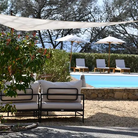 לינה וארוחת בוקר Bastide De L'endre
